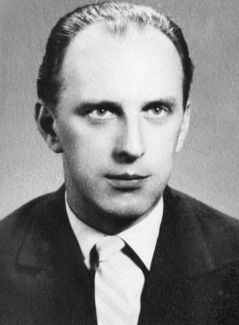 Zdjęcie portretowe: Karol Hausman