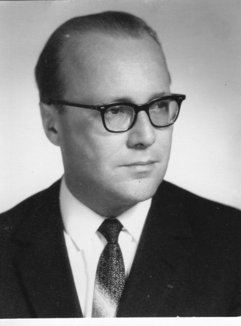 Zdjęcie portretowe: prof. dr hab. inż. Andrzej Zwierzak