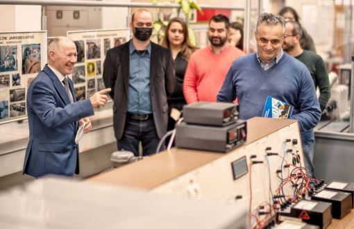 Prof. Sławomir Wiak presented the foreign guests the Institute of Mechatronics and Information Systems
