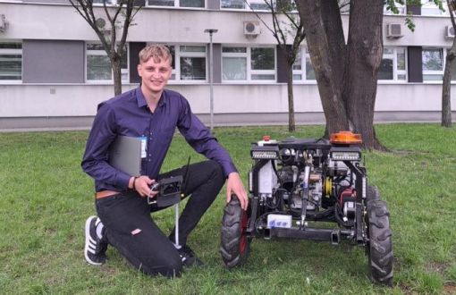 inż. Jakub Filipek zautorska  konstrukcja mobilnej platformy RC