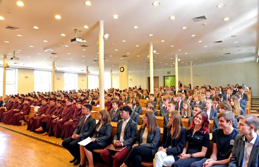 Inauguracja nowego roku szkolnego w Publicznym Liceum PŁ, fot. Jacek Szabela
