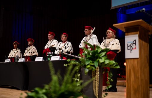 Rektorzy łódzkich uczelni zrzeszonych w ŁPA podczas inauguaracji roku akade. 2023/2024 fot. Mikołaj Zacharow 
