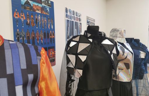 Prace studentów na wystawie