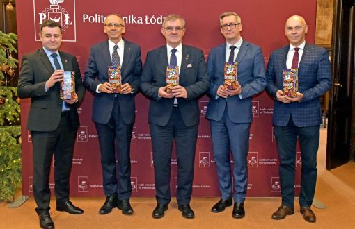 Władze rektorskie PŁ gotowe do zbiórki pieniędzy w politechnicznycm sztabie na 32. WOŚP, fot. Jacek Szabela