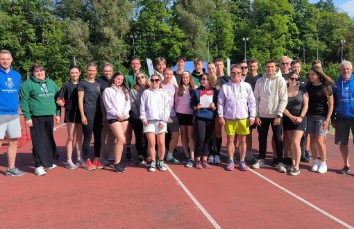 Zawodnicy i trenerzy z KU AZS PŁ na AMP w lekkiej atletyce, fot. Rafał Bieniek