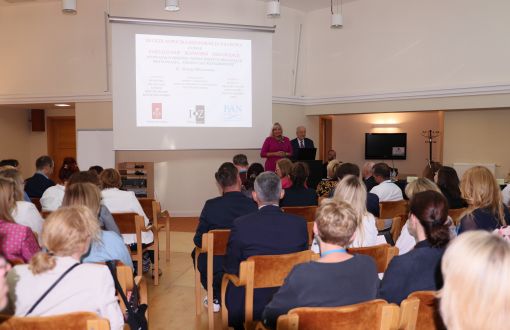 The conference was officially opened by the Chair of the Program Council, prof. Agnieszka Zakrzewska-Bielawska, accompanied by the Honorary Chair prof. Stefan Lachiewicz