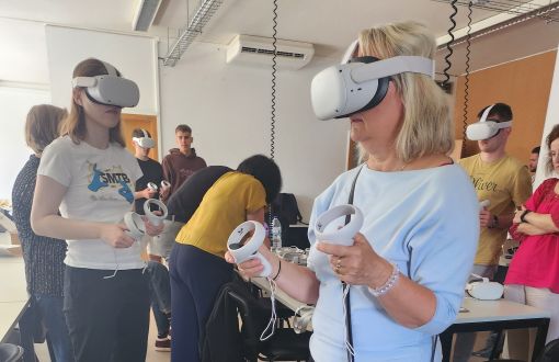 Activities with VR 