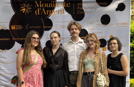 From left: Maja Śliwka, Martyna Urbaniak, Szymon Sroka, Lidia Szargut and the club mentor Dr Iwona Majak photo: arch. Kollapsopiekunka koła dr inż. Iwona Majak